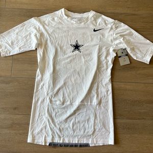 Dallas Cowboys skin tight on field compression XL shirt